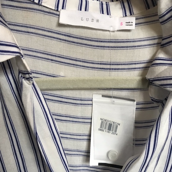 Front Tie Striped Blouse - Picture 7 of 7